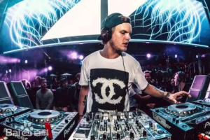 Avicii2013年演唱会《iTunes Festival》[MP4/1.50GB]1小时33分钟视频 ][百度网盘下载