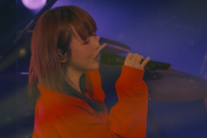 【海外演唱会】《[BD日本演唱会]aiko – どうしたって伝えられないから 付属BD 2021 CD+BD》[BDMV][26.7GB][百度网盘下载]