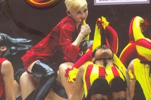 香港演唱会[刘美君 – 2008大开色界演唱会][3DVD_ISO][17.64G][百度网盘下载]