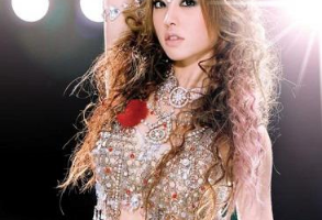 台湾演唱会[蔡依林-J1 Live Concert J1演唱会影音全记录][DVD-ISO][7.05G][百度网盘下载]
