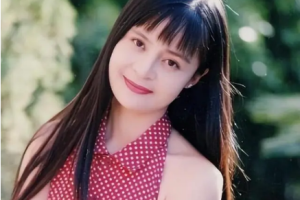 音乐专辑碟[高胜美-经典金选原声原影MTV Disc 1][百度网盘下载]